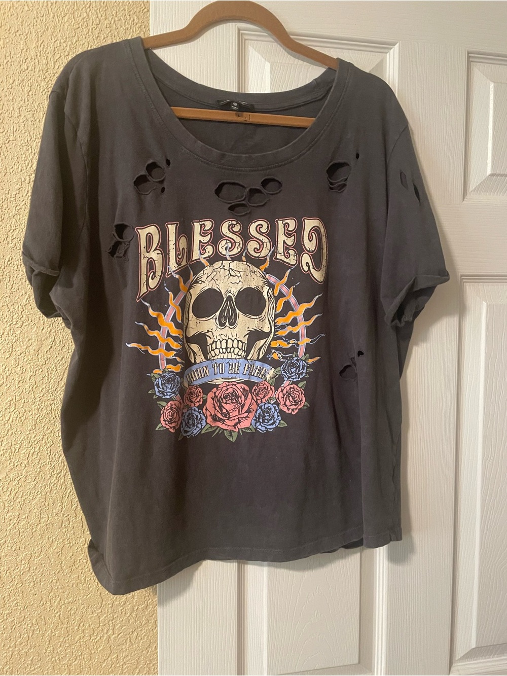 New Blessed Skull Graphic Distressed Tee - Black with Multicolor Print Ptp 26”